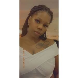 Meet your Posher, Carmelie